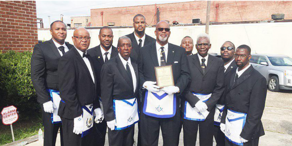 stonesquaremembers.jpg