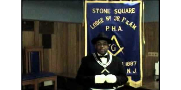 stonesquarewm1.jpg